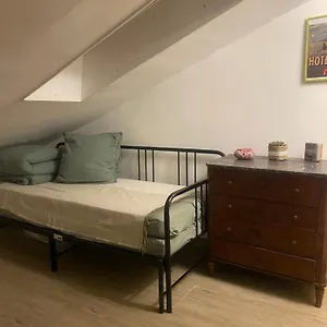 Appartamento Mansarde à 1 Min De La Mer, Nizza